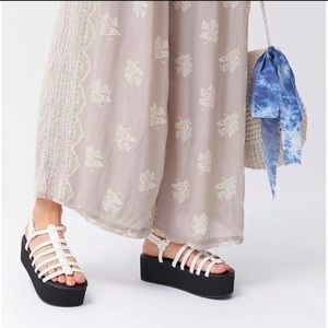 🖤 UO Fisherman Eva Sandals 🖤